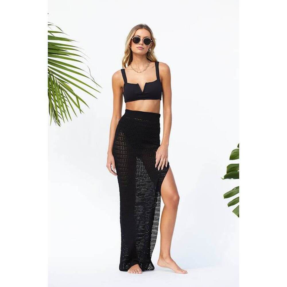 Lulus Chillin' Poolside Black Crochet Maxi Swim Cover-up Skirt - Size M